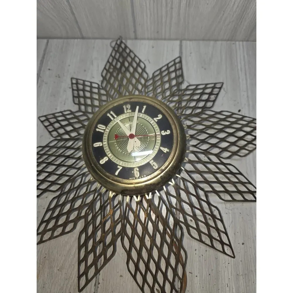 Mid Century Modern Starburst Clock Mastercrafters Working 18” Retro Brutalist